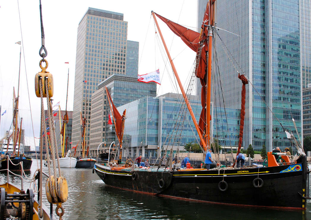 Ardwina taking her place in the dock (@ West India Dock) — Picture by Renee Waite