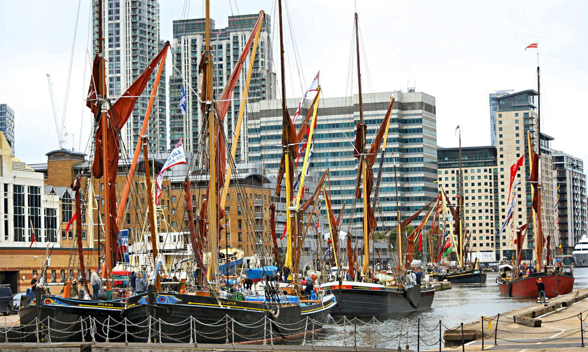 Preparing to leave West India Dock to go on parade — Picture author unknown