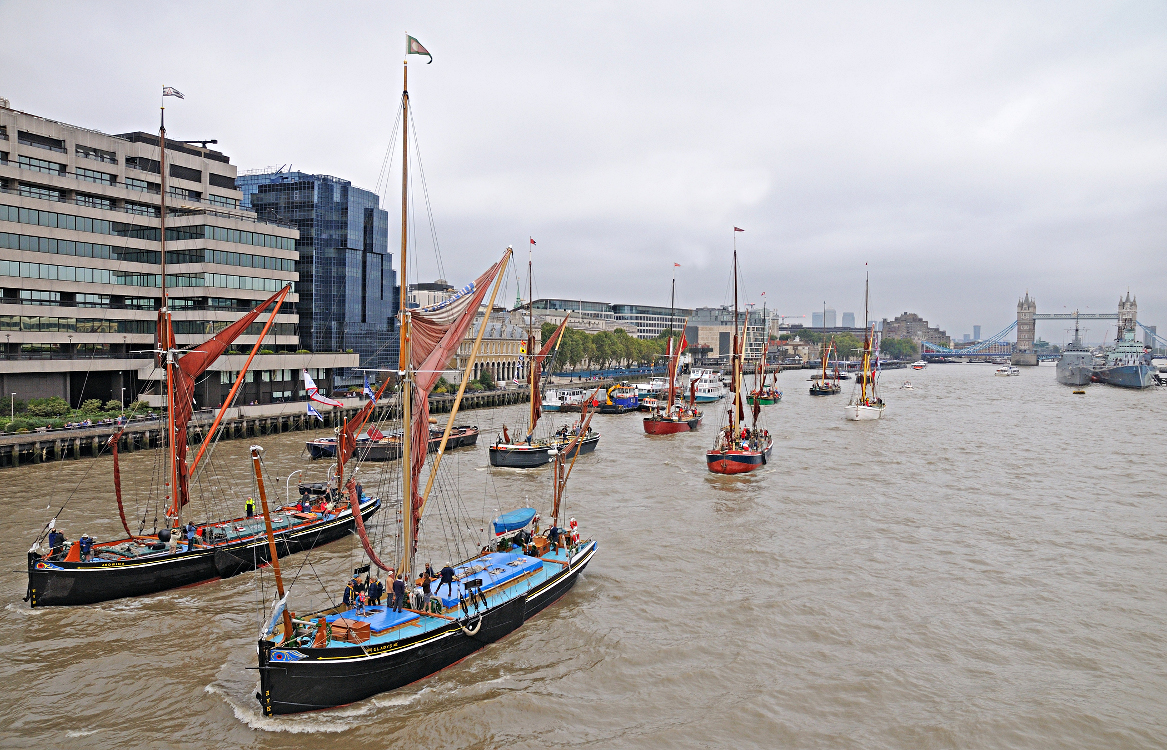 In the Upper Pool, stemming a strong ebb tide for 30-40 minutes (London Bridge view) — Picture by Nigel Pepper